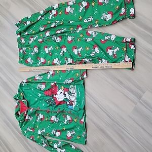Childs Large peanuts Pajama set